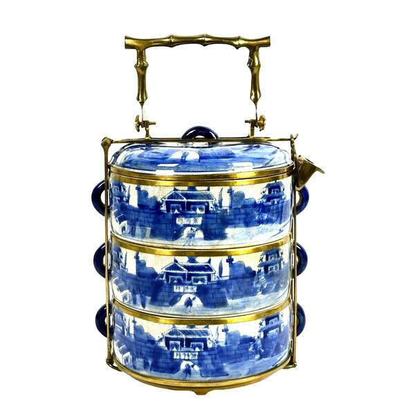 Decorative Reproduction Antique Blue and White 3-Tier Chinese Tiffin/Wedding Box - Picture 1 of 12